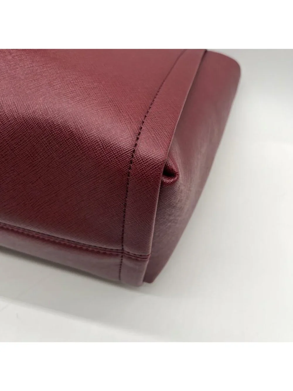Vera New York Burgundy Saffiano Faux Leather Tote Bag